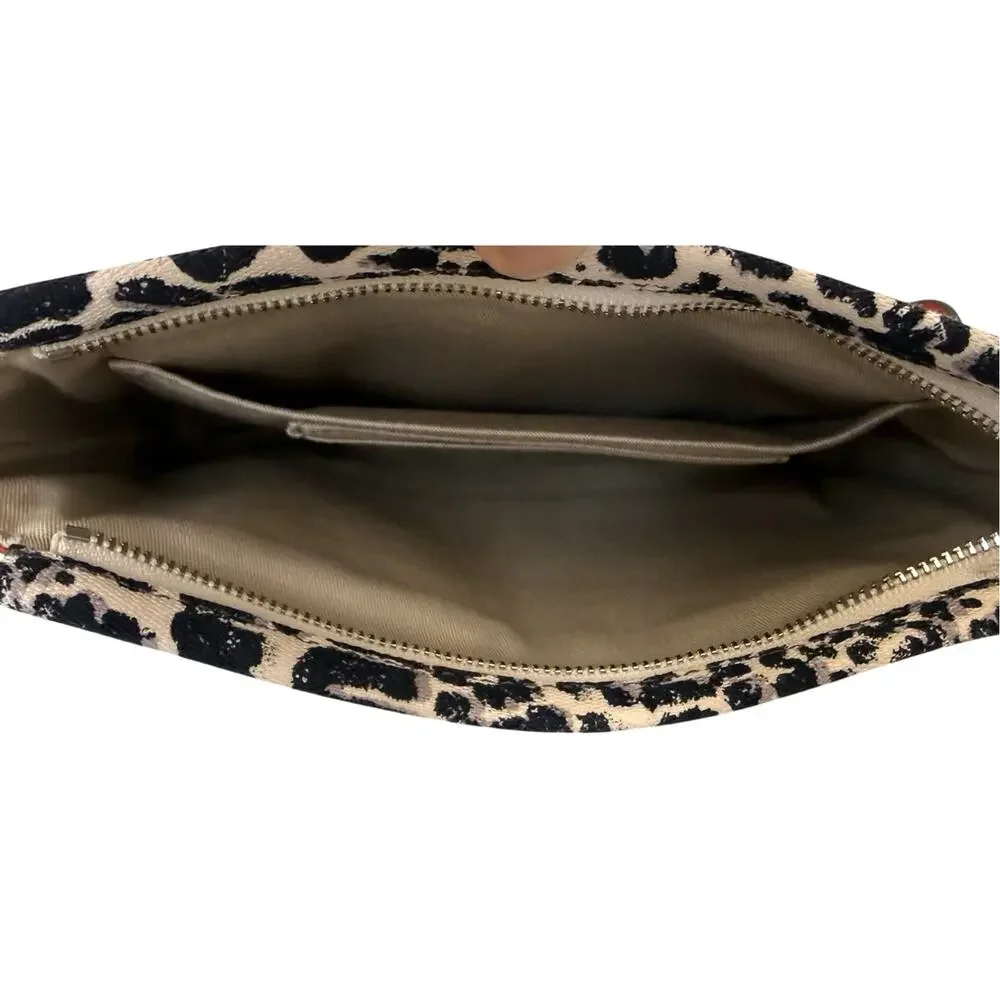 Coach 47999 Legacy Ocelot Cheetah Canvas Universal Wristlet Purse Bag Hangtag